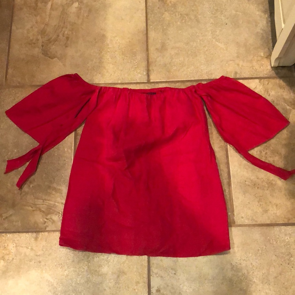 Re-formation off the shoulder shirt